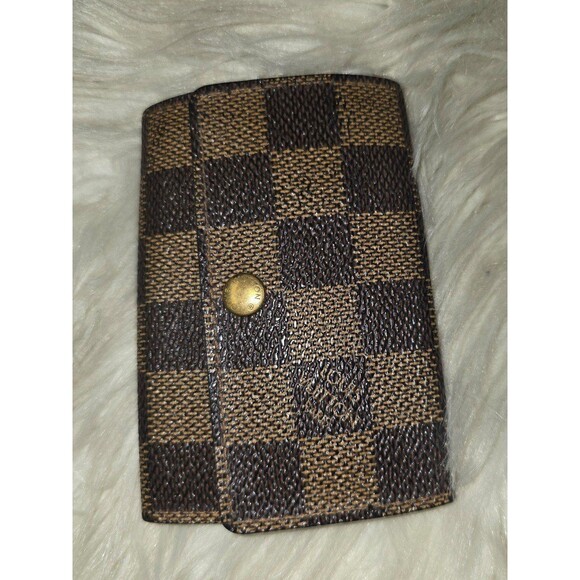 Authenticated Louis Vuitton Damier Ebene 6 Key Case - Picture 2 of 12